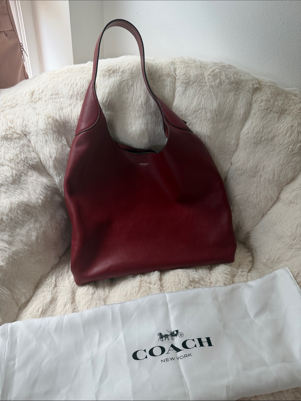 Coach Brooklyn Shoulder Bag 39 - Picture 4 of 9